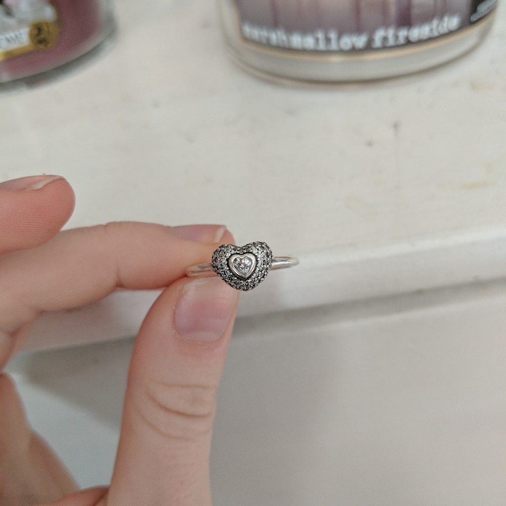 Pandora ring size six
